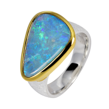 Eindrucksvoller Ring mit blau-türkis funkelndem Edelopal, 925er Silber, teilvergoldet, Ringgröße 58