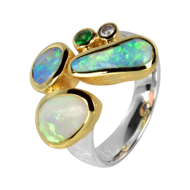 Exquisiter Ring mit drei blitzenden Edelopalen, Tsavorit und Diamant, 925er Silber, teilvergoldet, Ringgröße 59